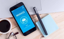 10 Simple & Best Invoice Apps for Businesses in 2025 [Paid & Free]