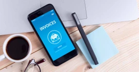 10 Simple & Best Invoice Apps for Businesses in 2024 [Paid & Free]
