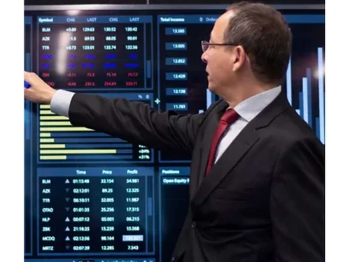 hitachi-vantara-training-features